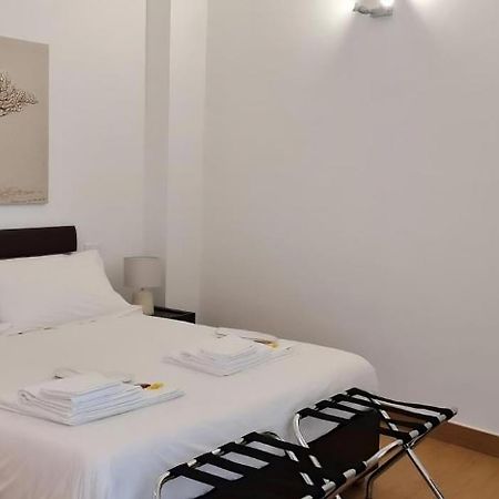 Di Fresco Apartments Luxury Suites Palermo Esterno foto