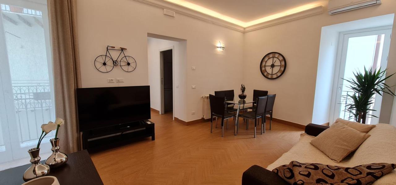Di Fresco Apartments Luxury Suites Palermo Esterno foto